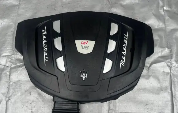 Maserati Levante Engine cover (trim)
