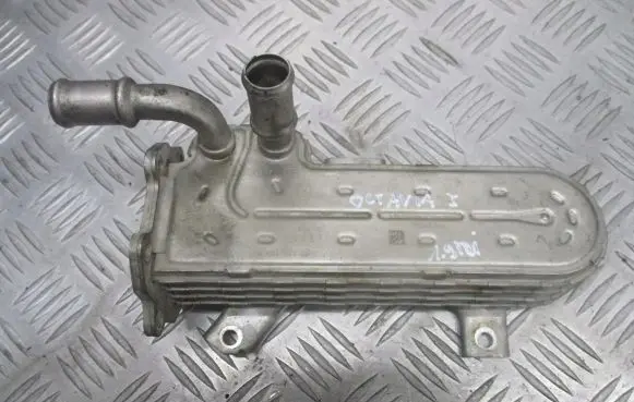 Skoda Octavia Mk1 (1U) EGR valve cooler 038131513AD