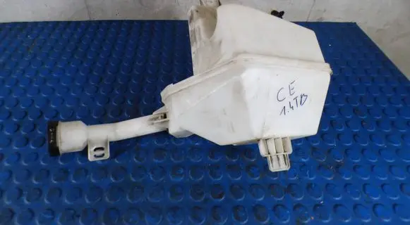 Opel Corsa E Windshield washer fluid reservoir/tank CART39015510 39015510 633346627