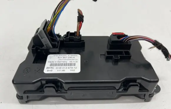 Porsche Taycan 9J1 Air conditioner control unit module 9J1907040K