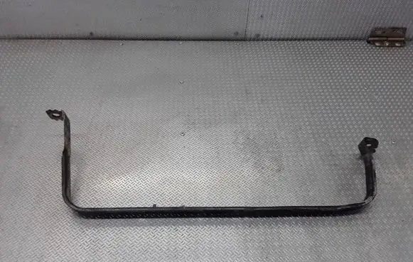 Ford C-MAX I Fuel tank mounting bracket 3M519054AD