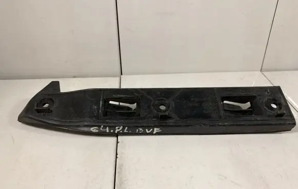 Volkswagen Golf IV Front bumper mounting bracket 1J0807184A