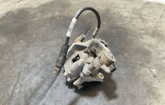 Rear brake caliper