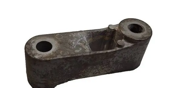 Engine mounting bracket