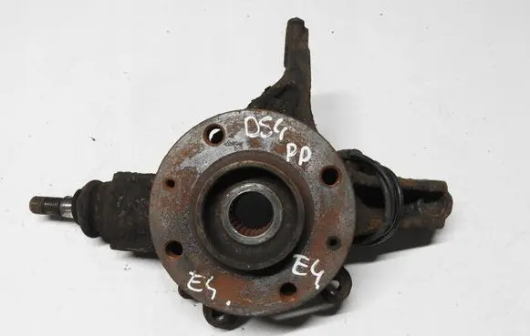 Front wheel hub spindle knuckle