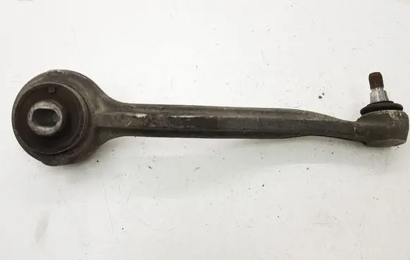 Mercedes-Benz C W204 Front lower control arm/wishbone A2033331014