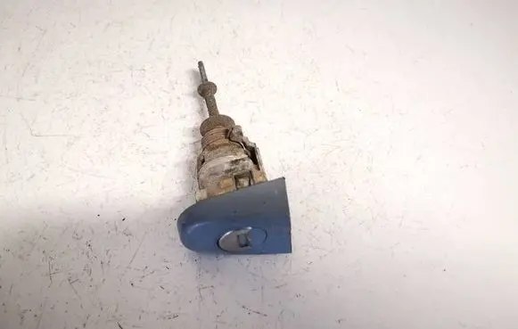 Volkswagen Caddy Front door lock (next to the handle) 2k0837167