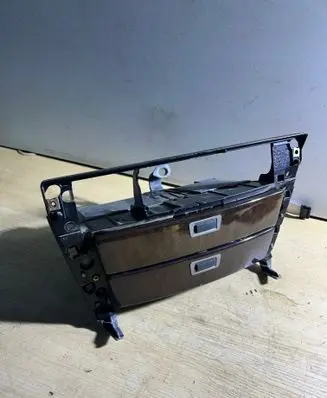 BMW 7 E65 E66 Dashboard storage box/compartment 8261060 12145100 7032886