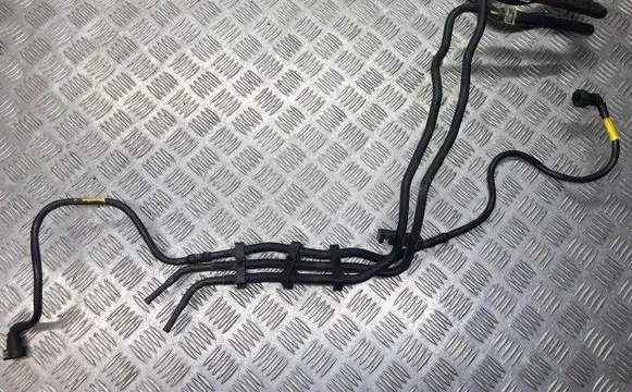Mercedes-Benz X-class W470 Fuel return line/hose PA005911
