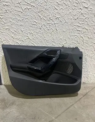 Peugeot 208 Front door card panel trim 96763526ZD