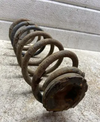 Skoda Octavia Mk1 (1U) Rear coil spring