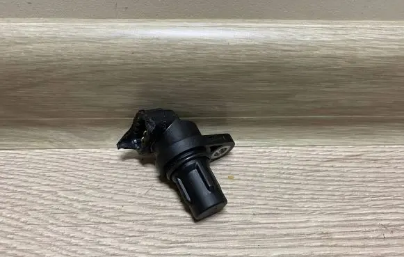 Porsche Panamera (970) Crankshaft position sensor 94860610600 0232103088