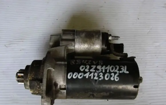 Audi R8 42 Starter motor 02Z911023L