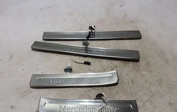 Mercedes-Benz EQS V297 Front sill trim cover