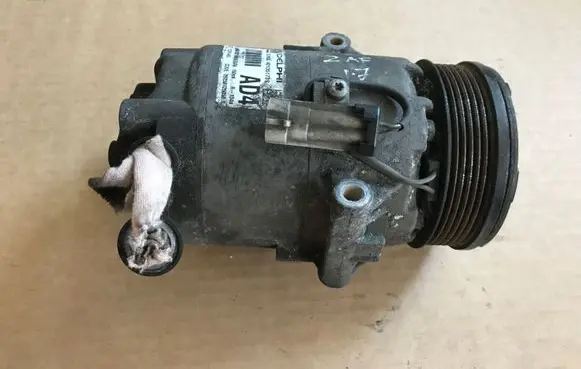 Opel Zafira B Air conditioning (A/C) compressor (pump) 13297443 401351739