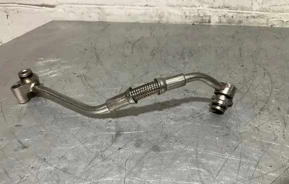 BMW 5 E60 E61 Turbo turbocharger oiling pipe/hose 7562798