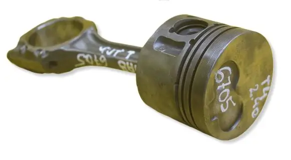 Volkswagen Transporter - Caravelle T4 Piston with connecting rod 079119 074B