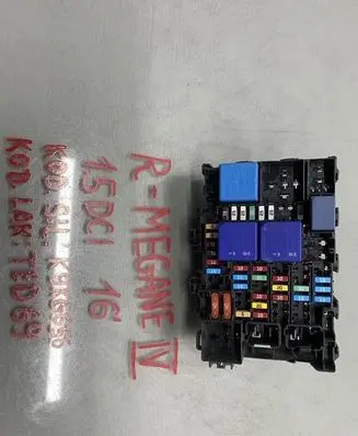 Renault Megane IV Fuse box set 243800453R