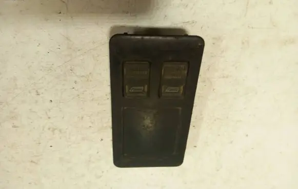 Audi A6 S6 C4 4A Front door window switch trim 4a0959521a