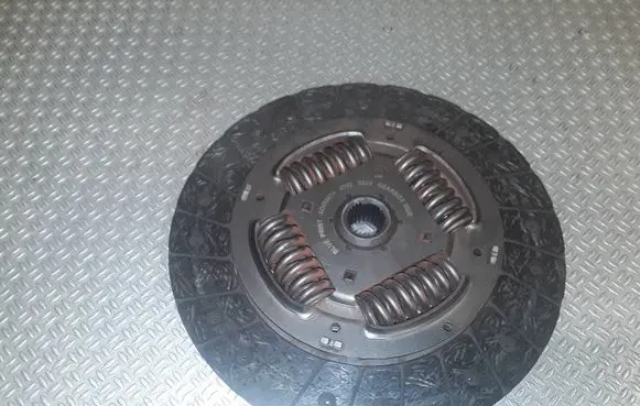 Volkswagen PASSAT B6 Clutch pressure plate ADIR0074