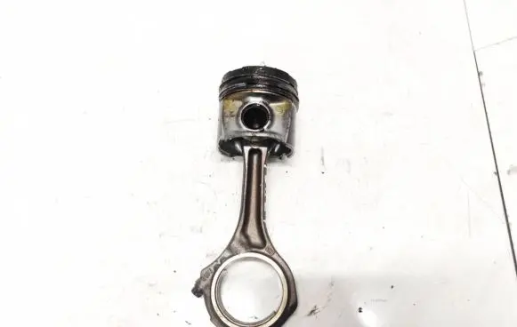 Piston with connecting rod