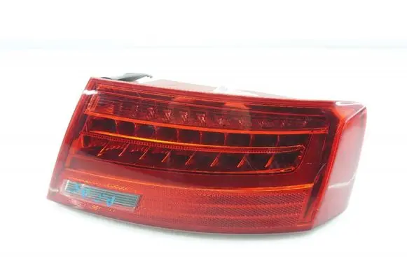 Audi A5 8T 8F Rear/tail lights 8T8945096F