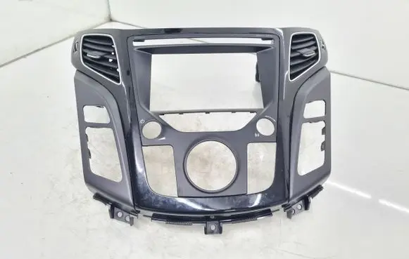 Hyundai i40 Climate control/heater control trim U09C873810
