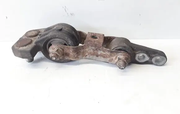 Volvo C70 Engine mount bracket N9141041