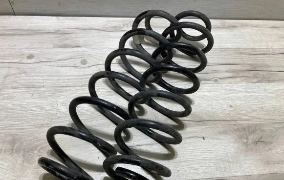Audi Q2 - Rear coil spring 5q0511121ck