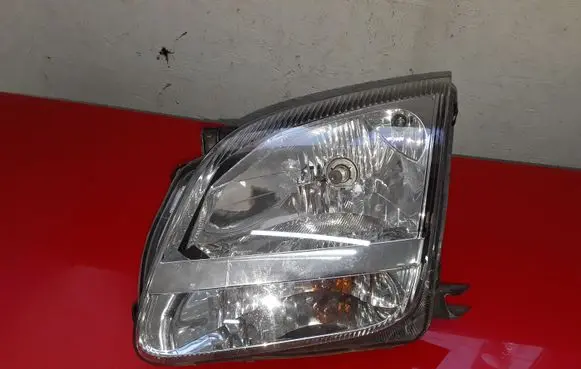 Subaru Justy Headlight/headlamp 3530086G10 P2753L