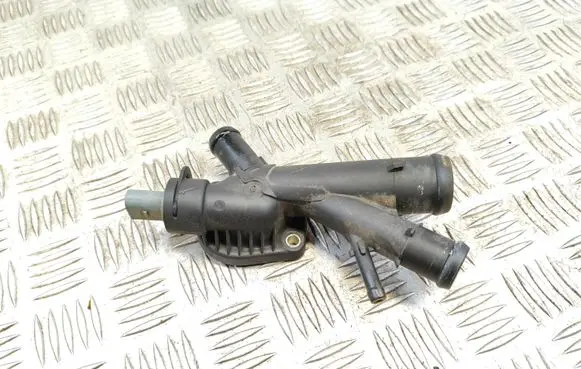 Skoda Fabia Mk2 (5J) Engine coolant pipe/hose 03L121131AA