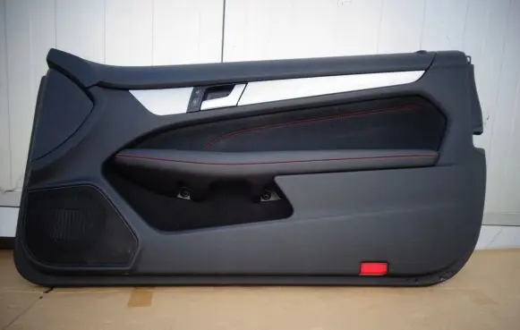 Mercedes-Benz C W204 Front door card panel trim