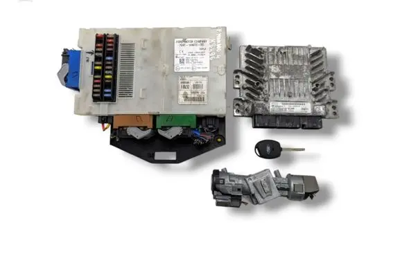 Engine ECU kit and lock set