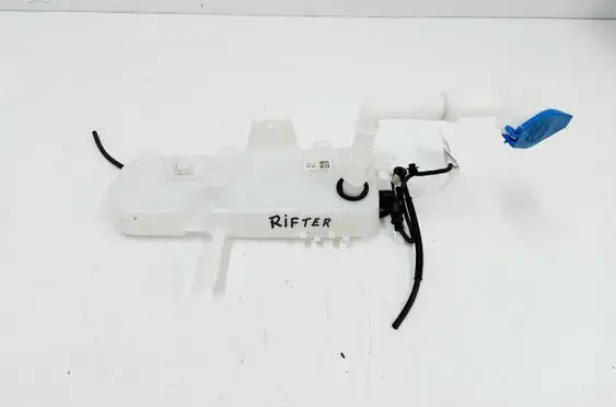 Windshield washer fluid reservoir/tank