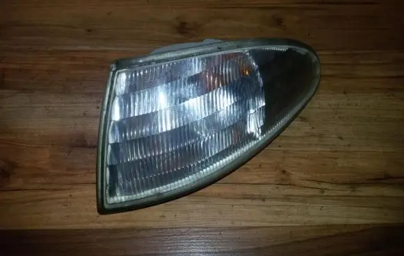 Ford Mondeo MK I Front indicator light 93bg13369ab