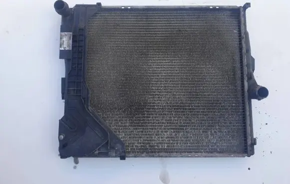 BMW X3 E83 Coolant radiator 1668888 3104601
