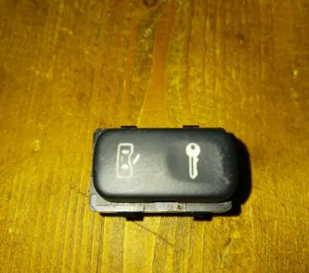 Skoda Octavia Mk2 (1Z) Central locking switch button 1Z0962125A
