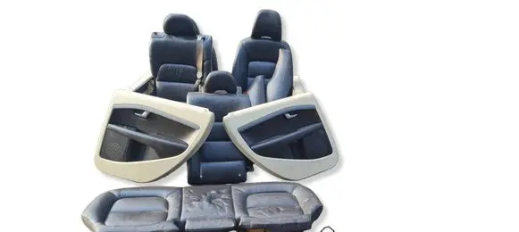 Volvo XC70 Seat set 