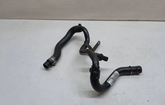 Audi A5 8T 8F Engine coolant pipe/hose 059121070B