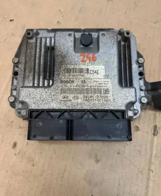 Hyundai Santa Fe Engine ECU kit and lock set 3910127825
