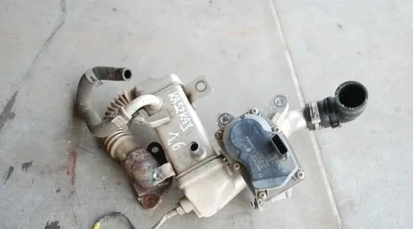 Renault Scenic III - Grand scenic III Throttle valve H8201068965