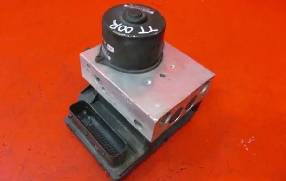 Audi TT Mk1 ABS Pump 8N0614517 10020402244 8N0907379D