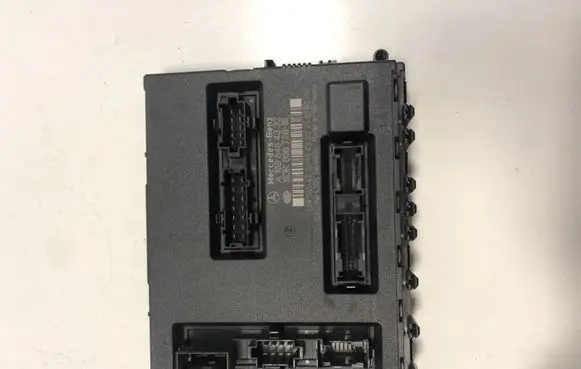 Mercedes-Benz A W169 BSM Control unit A1695454332 5DK00872816 5DK008728