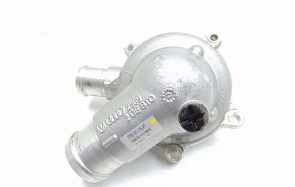 Thermostat/thermostat housing