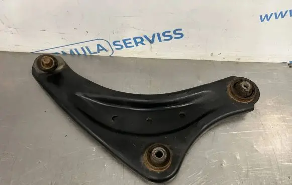 Nissan Leaf I (ZE0) Front control arm