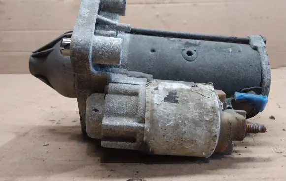 Peugeot 308 Starter motor