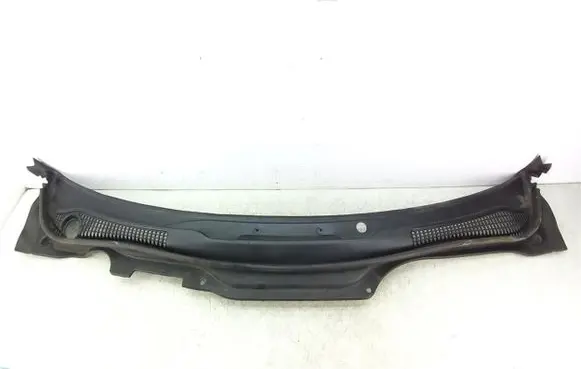 Volvo C30 Wiper trim