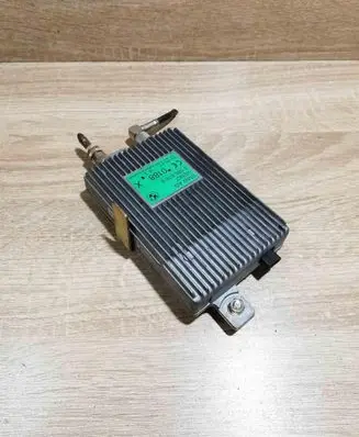 BMW 7 E38 Aerial antenna amplifier 8386576 FREEHAND