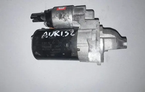 Toyota Avensis T270 Starter motor 0001107531
