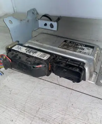 Hyundai Getz Engine control unit/module 3911002425 9030930270F